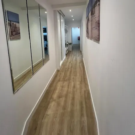 アパート Piso Playa Ezcurdia 144 ヒホン